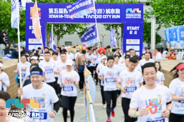 8正点游戏悦跑第六季.jpg